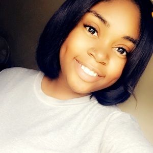 Meet your Posher, Tanisha